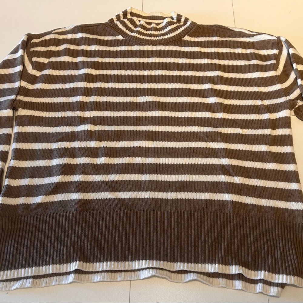 Lucky Brand Taupe and Off-White Mock Turtleneck Sweater